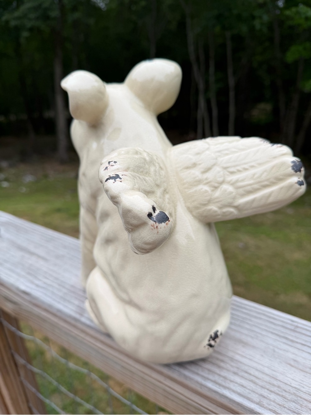 🐷🪽 Large Cream Ceramic Pig | Decorative Home Art - Picture 9 of 9